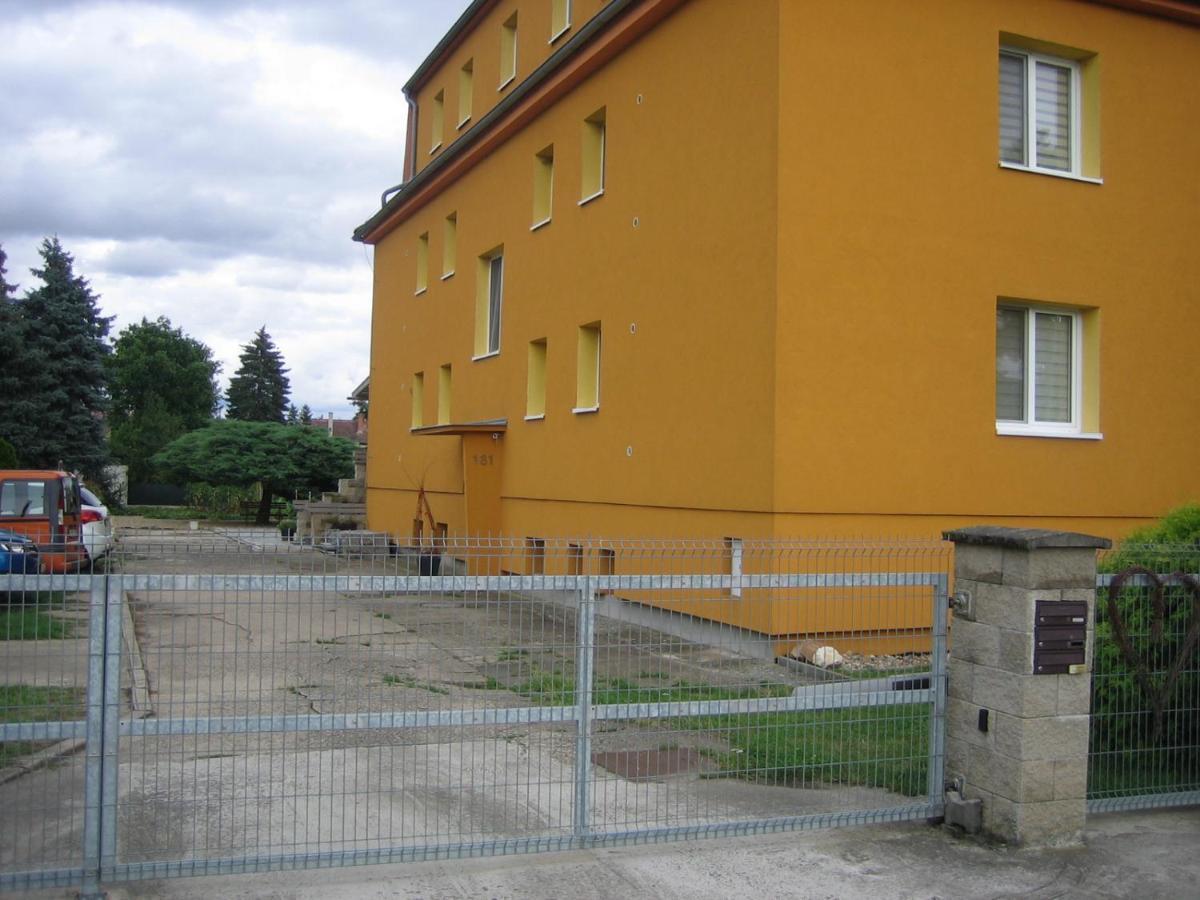 Apartmany Polepy Buitenkant foto
