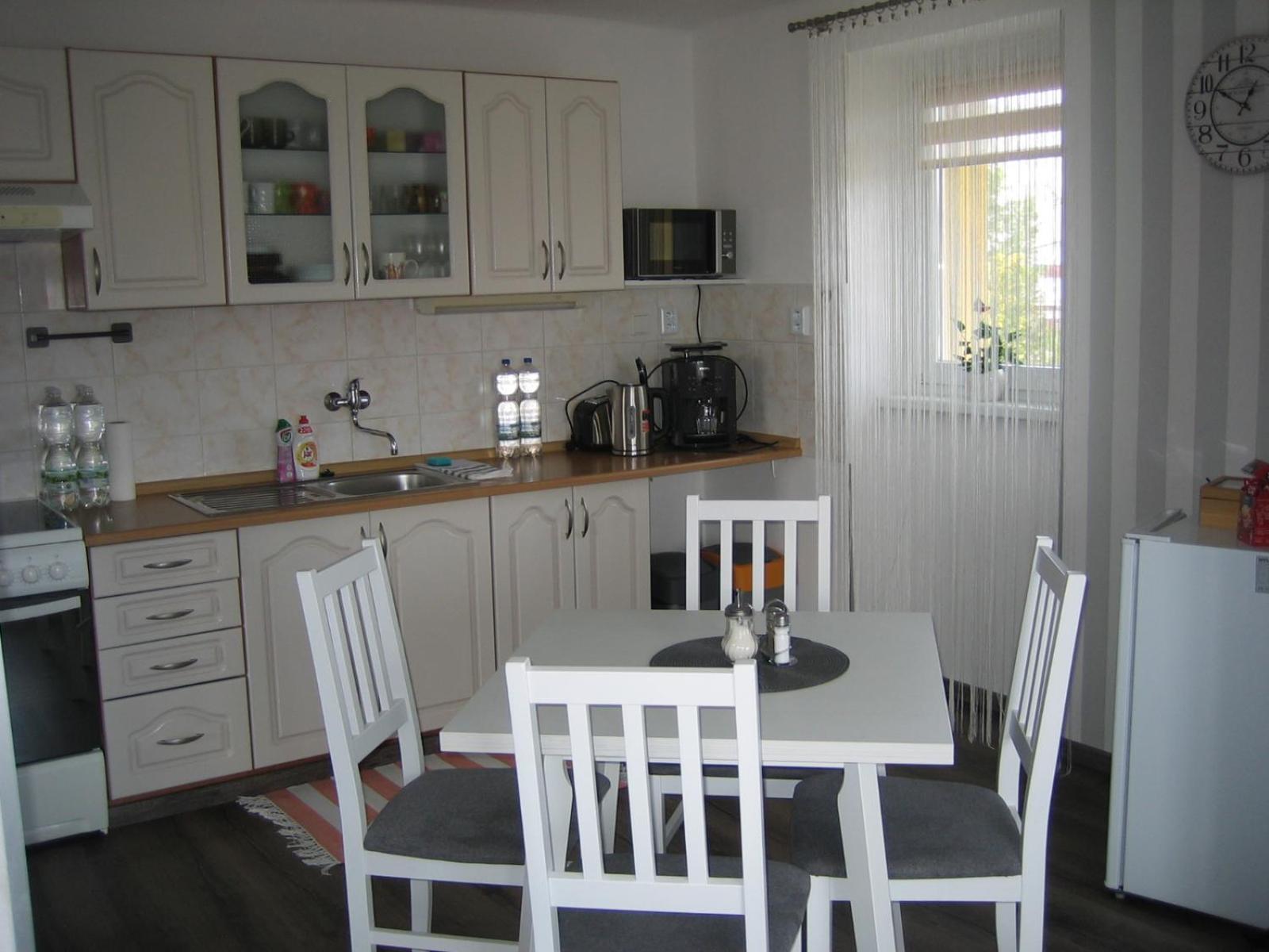 Apartmany Polepy Buitenkant foto