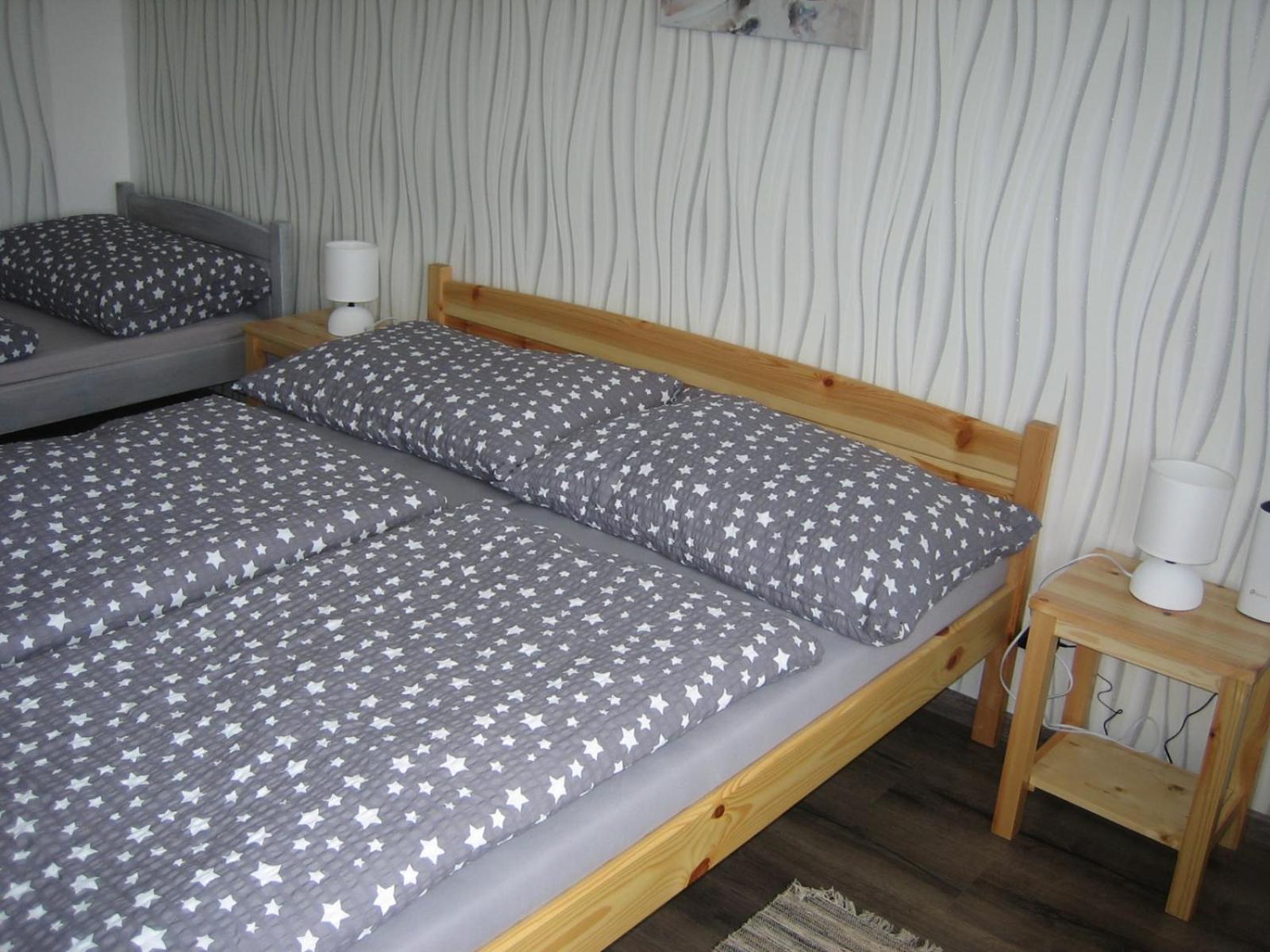 Apartmany Polepy Buitenkant foto