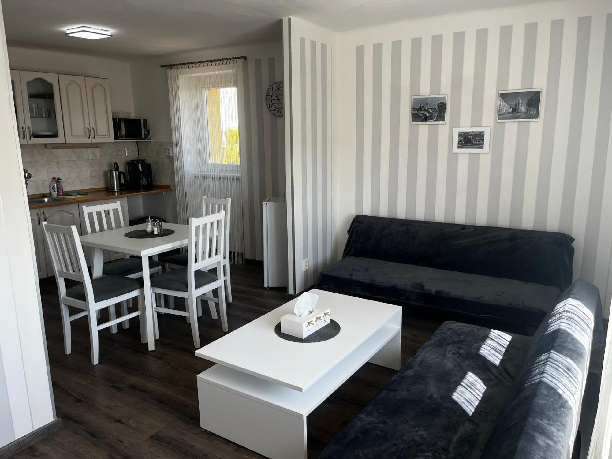 Apartmany Polepy Buitenkant foto
